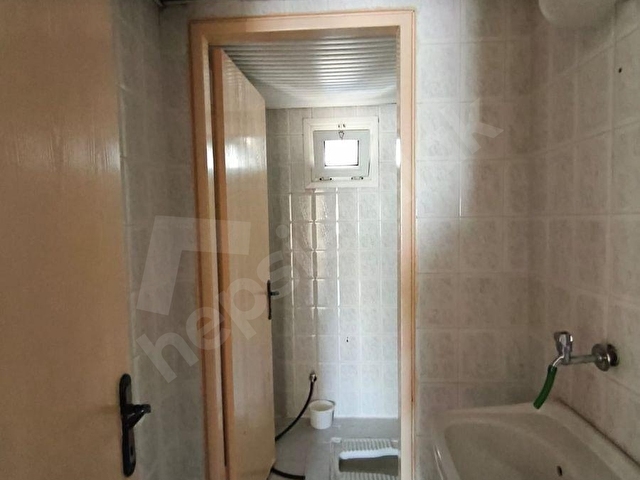 REŞATBEY DE MERKEZİ KONUMLU BİNA DA SATILIK 4+1 DAİRE - Görsel 20