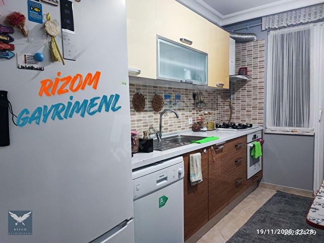 OTOPARKLI FİNANS MERKEZİNE YAKIN BUTİK SİTEDE İSKANLI 3+1 DAİRE - Görsel 4
