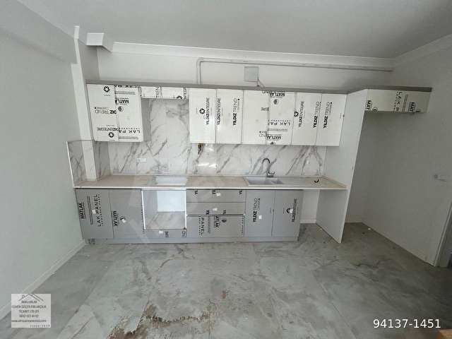 Akhisar Reşatbey Mahallesinde 2+1 Kiralık Daire