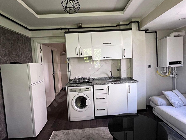 ULAMAN GAYRİMENKUL’DEN KİRALIK 1+1 SIFIR EŞYALI APART