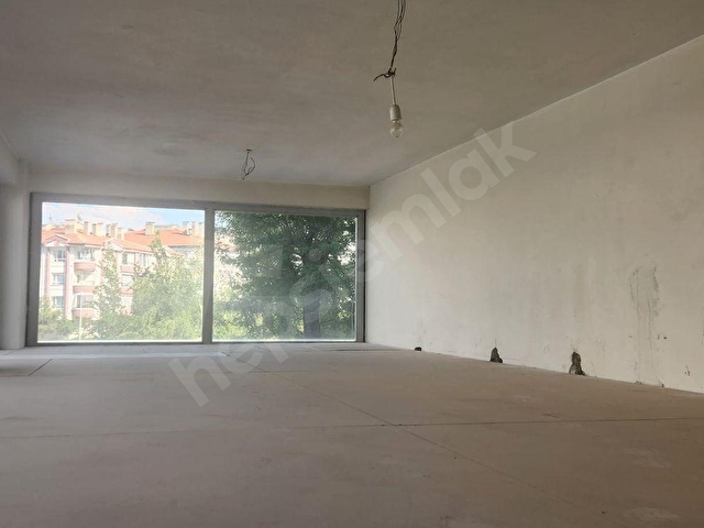 PURSAKLAR SARAYDA CADDE ÜZERİ 55MT KİRALIK DÜKKAN - Görsel 7