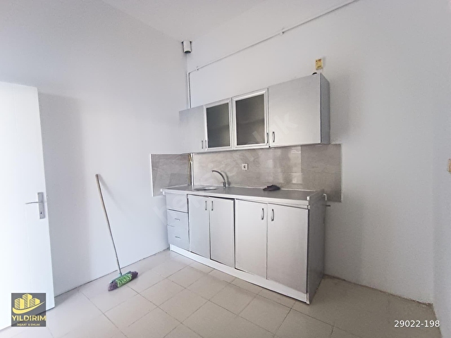 PURSAKLAR SARAYDA CADDE ÜZERİ 55MT KİRALIK DÜKKAN - Görsel 8