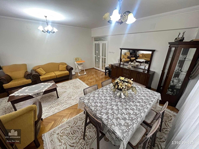 EKİCİDEN PALMİYE OTEL CİVARI BAKIMLI SATILIK 3+1 - Görsel 2
