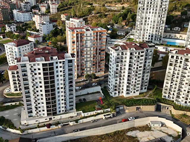 Sahibinden Teras Evlerinde Deniz Manzaralı Metro Yakını 2+1