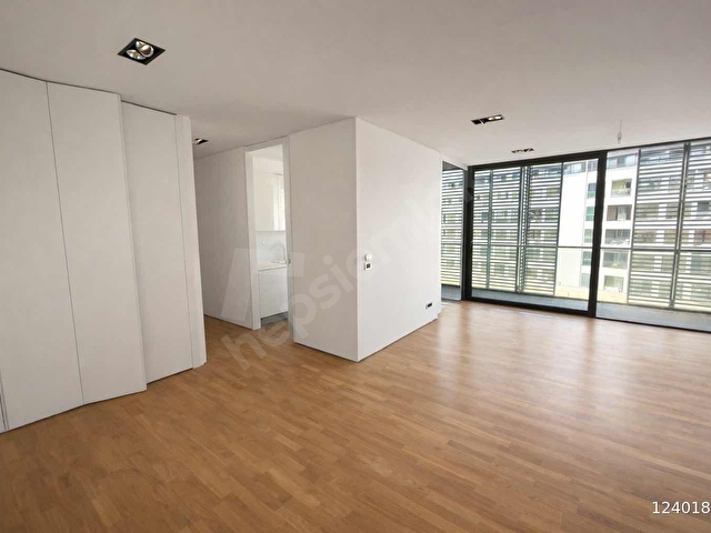 Doğa ve Konforla İç İçe | Göktürk Sitede Kiralık 2.5+1 Lüx Daire - Görsel 3