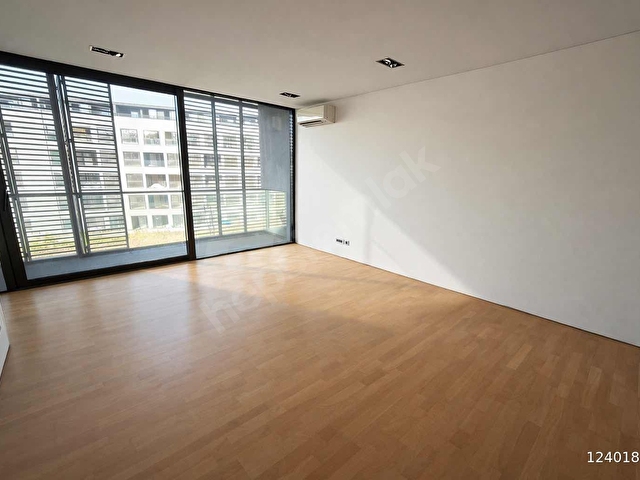 Doğa ve Konforla İç İçe | Göktürk Sitede Kiralık 2.5+1 Lüx Daire - Görsel 2