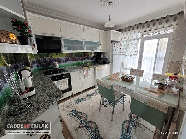 CADDE26 DAN AÇELYA TRANVAY DURAĞININ DİBİNDE SATILIK 2+1 DAİRE - Görsel 2