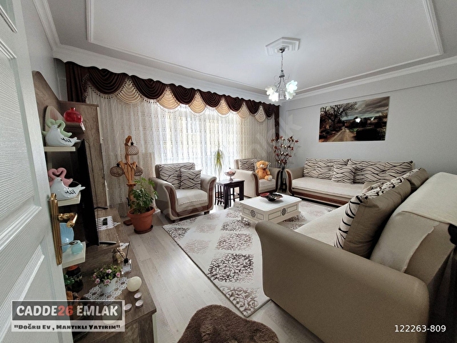 CADDE26 DAN AÇELYA TRANVAY DURAĞININ DİBİNDE SATILIK 2+1 DAİRE - Görsel 8