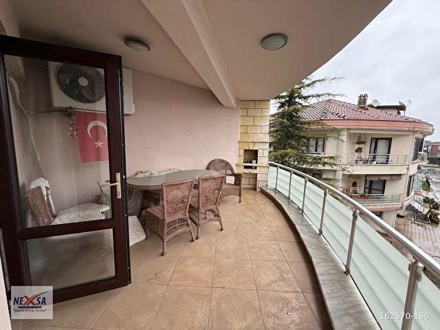 Konum,Genişlik ve Lüks Arayanlar İçin Kaçırılmaz Kiralık Daire - Görsel 20
