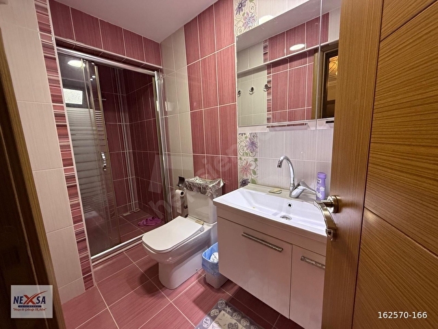 Konum,Genişlik ve Lüks Arayanlar İçin Kaçırılmaz Kiralık Daire - Görsel 11