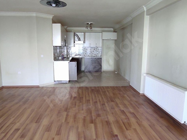Antre Emlaktan Kiralık Balçovada  Site İçi Jeotermalli 3+1 2. Kat Otoparklı Daire
