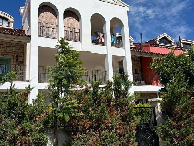 FOR SALE & FOR RENTTEN 1+1 ALAÇATI PORT İNVİCTUSTA 75 M2  REZİDANS - Görsel 18