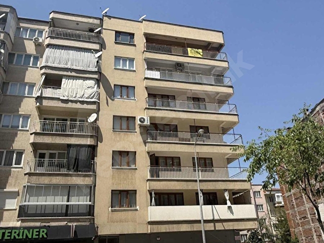 BİNYAPIDAN EMEK CADDESİNDA ASANSÖRLÜ CEPHELERİ AÇIK 2+1 DAİRE !