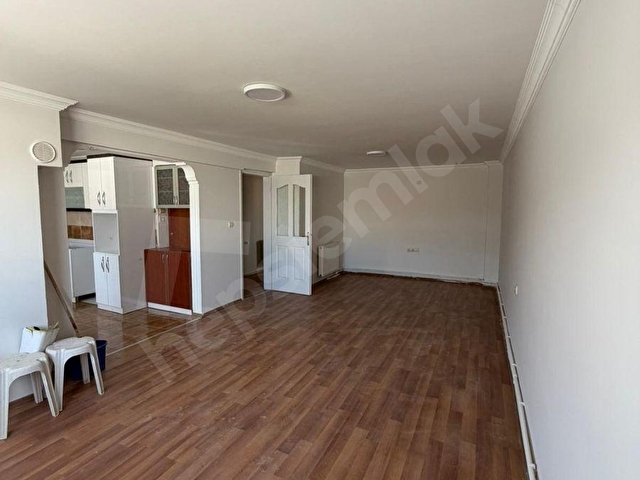BUCA FIRAT MAHALLESİNDE  2+1 120 M2 DOĞALGAZLI GENİŞ KİRALIK DAİRE - Görsel 4
