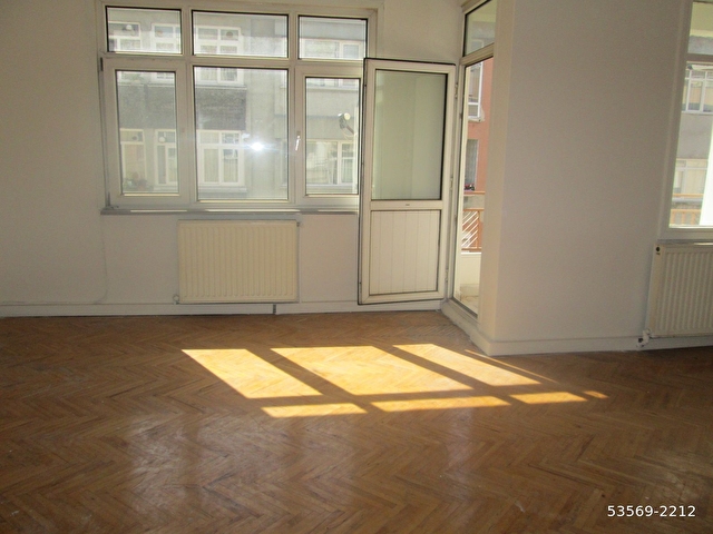 Bahcelievler Yayla Yakini Kat 4 Boyasi Yapili Sil Tasin 53569 2212 Hurriyet Emlak