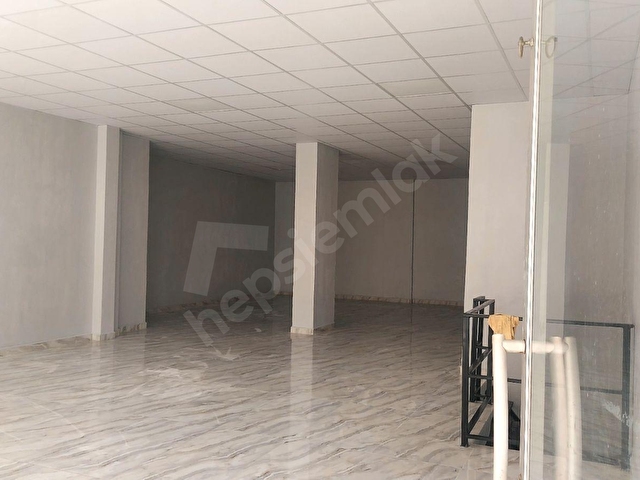 CUMHURİYET MAHALLESİ ÇARŞI MERKEZDE SATILIK DEPOLU DÜKKAN İNCİRK - Görsel 4