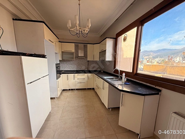 MERKEZİ KONUMDA, 3 CEPHELİ, DOĞALGAZLI, GENİŞ,AYDINLIK 3+1 DAİRE - Görsel 9