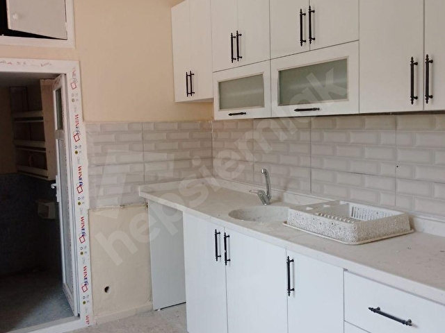 SÜMER TAKSİ ARASI MÜSTAKİL KİRALIK 2+1 CAZİP EV