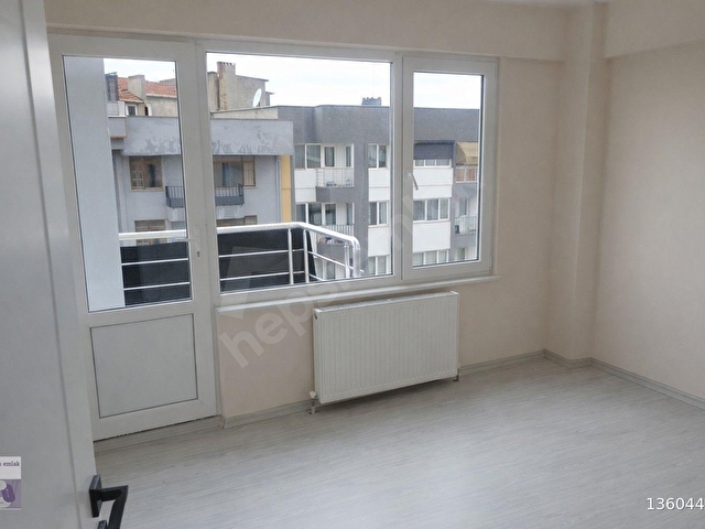ERDEK ZÜBEYDE HANIM CADDESİ’NDE YENİ TADİLATLI, DENİZ MANZARALI 3+1 FERAH DAİRE - Görsel 6