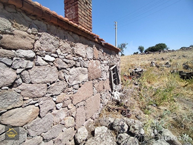 Saadet Korkmaz Emlaktan Dikili Katıralanı Köyünde 427 M2 Arsa İçerisinde Satılık Köy Evi - Görsel 15