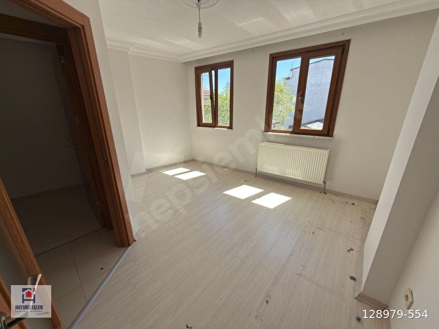 ORTABAYIR MEYDAN DA SATILIK 2+1 DAİRE YENİ BİNA 1.KAT boş(SATIŞ TAM GÖSTERİLEBİLİR) - Görsel 15