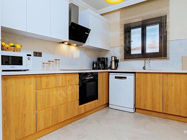 YUSEDEN ALAÇATI ÇARŞI GİRİŞTE 4 DAİRELİ BUTİK BİNA - Görsel 18