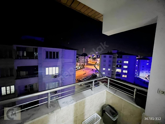 MAVİKENTTE GENİŞ OTURUMLU FERAH TEMİZ FIRSAT DAİRE - Görsel 18