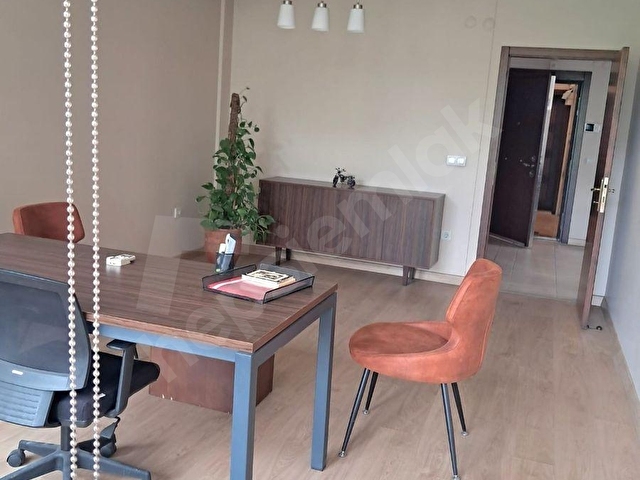 EMEK 8. CADDE ÜZERİ ÖN CEPHELİ METROYA YAKIN 2+1 +SEKRETERYA YERİ KİRALIK OFİS -İŞYERİNE - Görsel 16