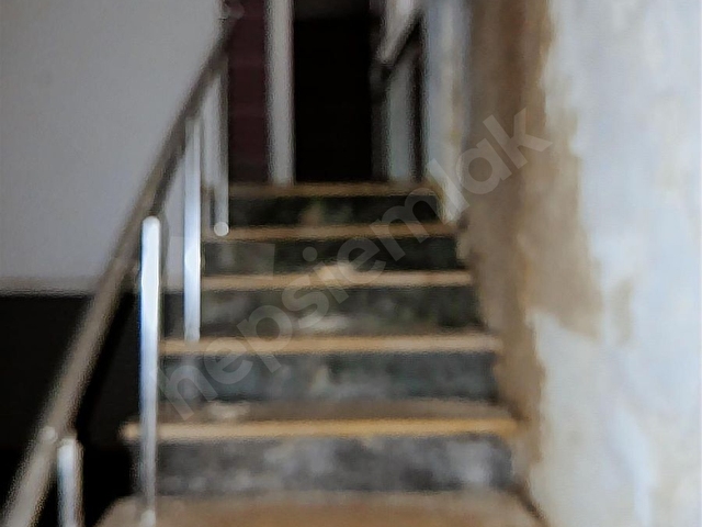 OSMANİYE MARMARAFORMA YAKIN KİRALIK 300 m2 DEPO DÜKKAN - Görsel 8