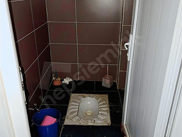 OSMANİYE MARMARAFORMA YAKIN KİRALIK 300 m2 DEPO DÜKKAN - Görsel 9