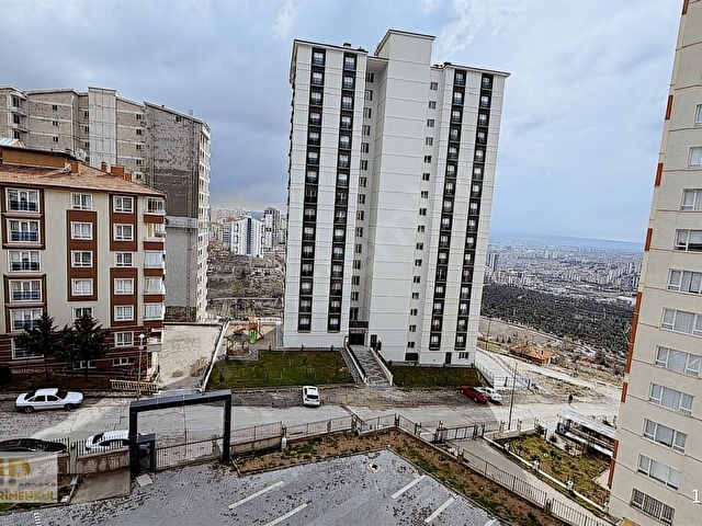 ÇİĞDEMTEPE MAHALLESİNDE SEHİR MANZARALI SATILIK GENİŞ 3+1 DAİRE