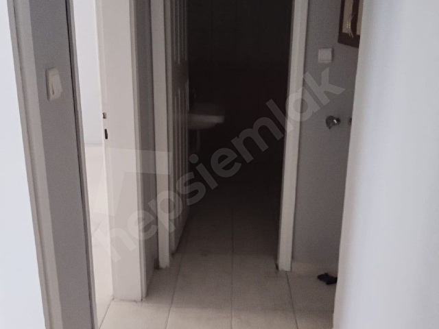 Depozitosuz masrafsız Mehmet Akif Ersoy Mahallesinde 3+1 Oda 150m² Boyalı temiz daire - Görsel 5