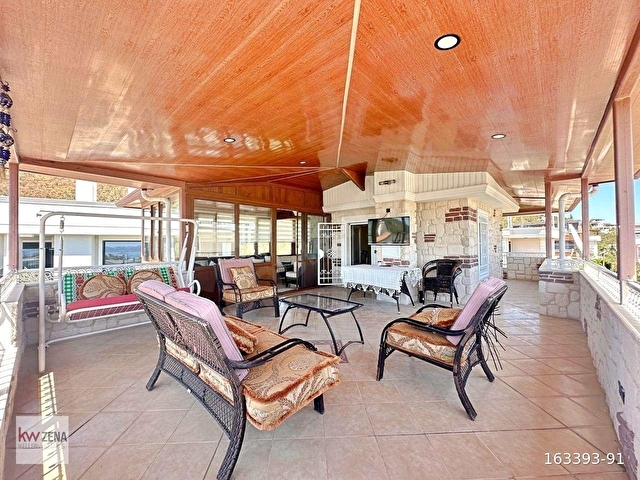 GÜREDE 350 M2 ARSA İÇİNDE TAM MÜSTAKİL DENİZ MANZARALI VİLLA - Görsel 12