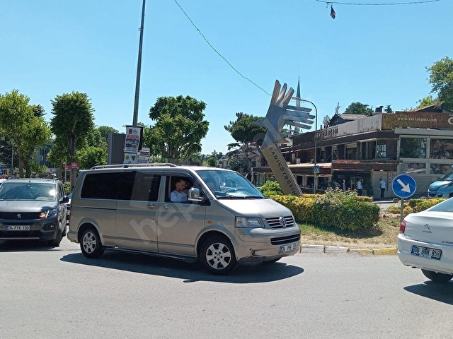 VALİDEBAĞ SİTESİNDE MANZARALI 156m2 BRÜT 126 m2 NET 3+1 - Görsel 17