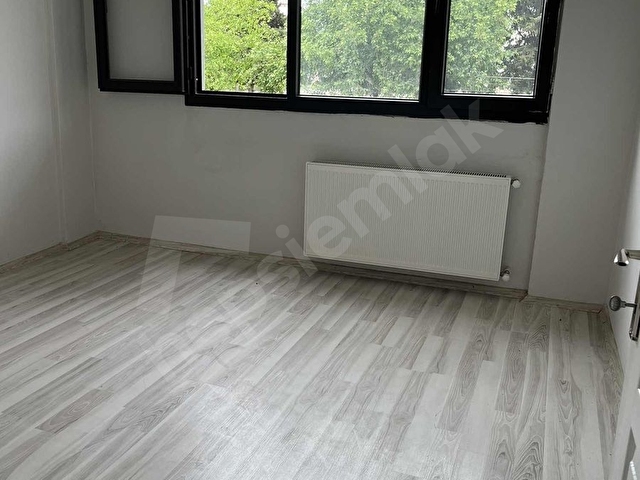 ÇEŞME EMLAKtan SALI PAZARINDA MEMURA KİRALIK DAİRE - Görsel 7
