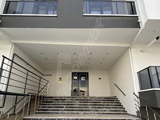 M.E.B Akademi Yanı Başında Kiralık 1+1 Daire - Görsel 3