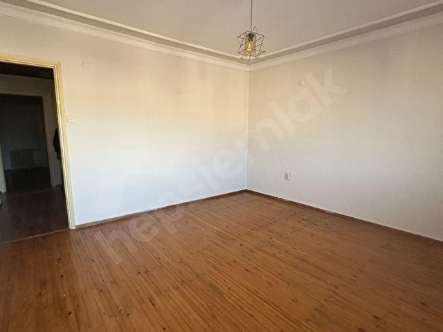 Bornova Büyükpark Yakını Kiralık 3+1 Daire - Görsel 11