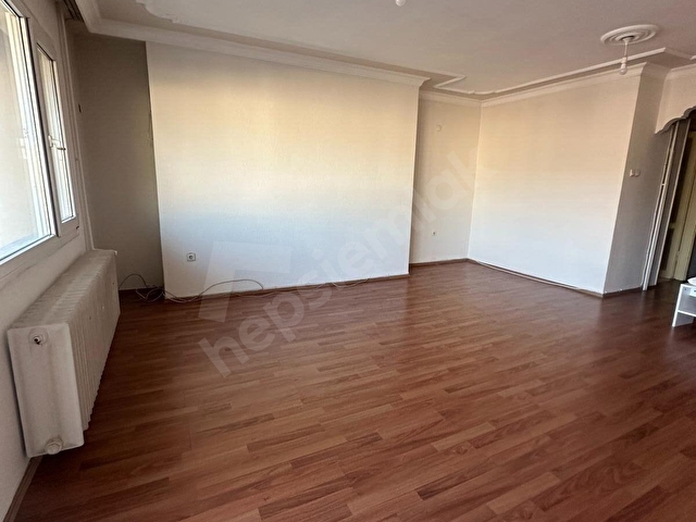 Bornova Büyükpark Yakını Kiralık 3+1 Daire - Görsel 3