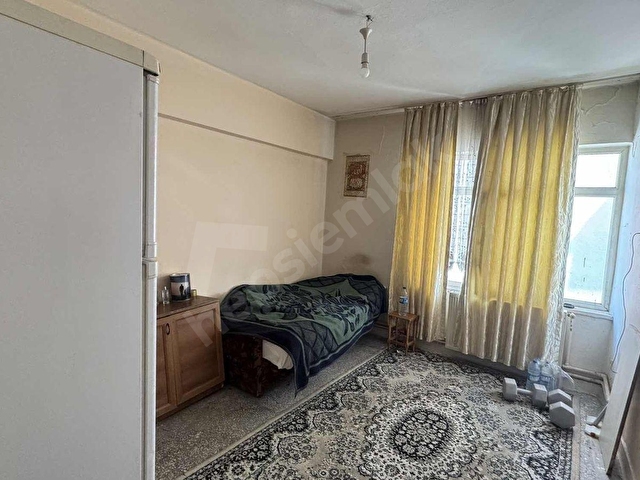 MERCANLARDAN DEMETEVLER İVEDİK CADDESİ ÜZERİ İSKANLI 3+1SATILIK - Görsel 7