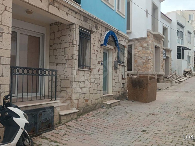ÇEŞME DALYANDA YAZ SEZONU KİRALIK DAİRE - Görsel 2
