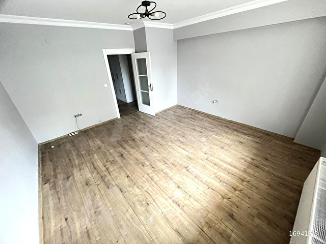 ER&KA GAYRİMENKULDEN CADDE DİBİ 3+1 MASRAFSIZ UYGUN FİYAT DAİRE - Görsel 9