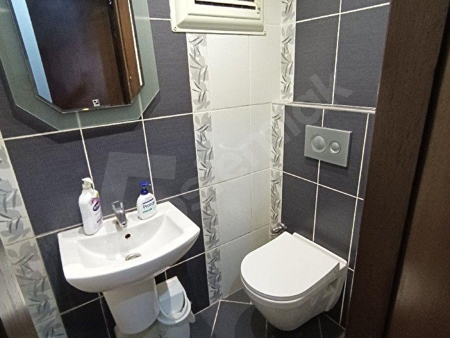 OTOPARKLI İŞMERKEZİNDE KİRALIK OFİS - Görsel 6