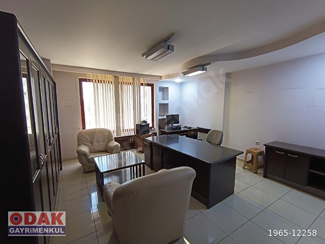OTOPARKLI İŞMERKEZİNDE KİRALIK OFİS - Görsel 18