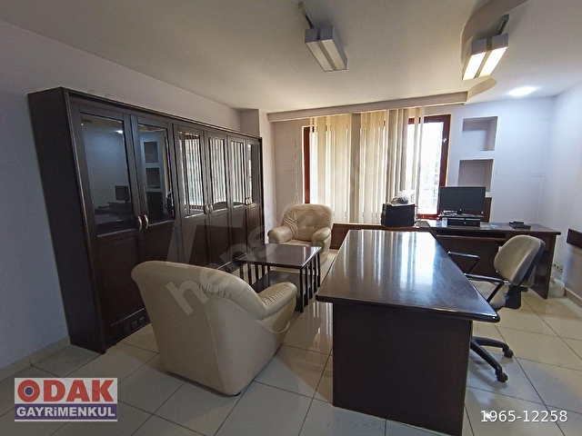 OTOPARKLI İŞMERKEZİNDE KİRALIK OFİS - Görsel 19