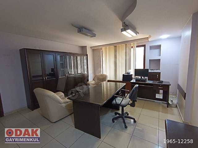 OTOPARKLI İŞMERKEZİNDE KİRALIK OFİS - Görsel 20