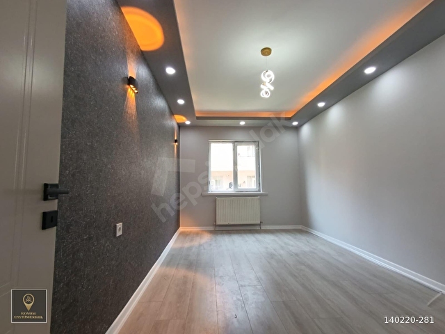 KONUM GAYRİMENKULDEN SİNCAN PLEVNE MAH DE ARA KATTA ULTRA LÜKS YAPILI 3+1 DAİRE - Görsel 17