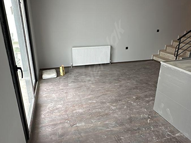 Denize 350 metre mesafede satılık villa - Görsel 4