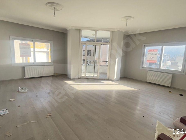 ÇARŞI MERKEZDE DOKTORLAR CAD. ÜZERİNDE 3+1 KİRALIK DAİRE - Görsel 11