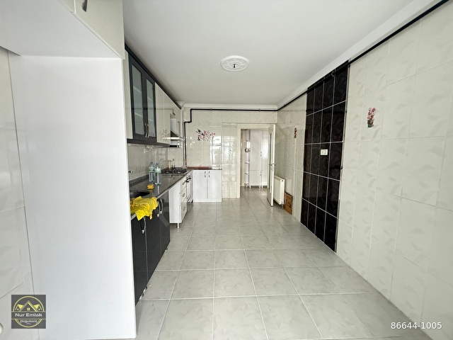 NUR EMLAKDAN 1080 CADDE ÜZERİ YAPILI 3+1 KİRALIK DAİRE - Görsel 10