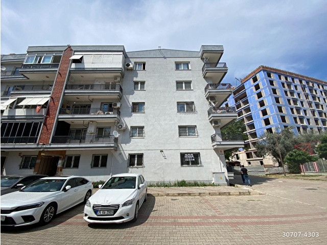 KAHANDAN BAYRAKLI YENİGİRNEDE 3+1 KİRALIK DAİRE